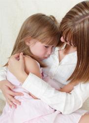 A mother and daughter who are in need of a child custody lawyer in Detroit.